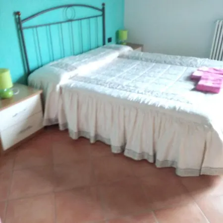 4 Bedrooms Appartement With Lake View Enclosed Garden And Wifi At Dervio
