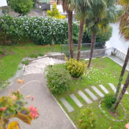 4 Bedrooms Appartement With Lake View Enclosed Garden And Wifi At Dervio Apartment *