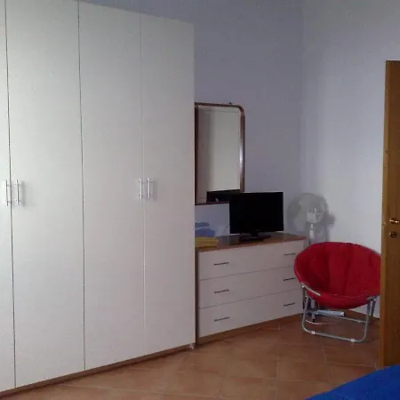 Apartment 4 Bedrooms Appartement With Lake View Enclosed Garden And Wifi At Dervio Dervio